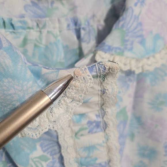 Dan-Ellen 80s Floral Lace Snap House Coat Night Gown Large - Picture 8 of 8